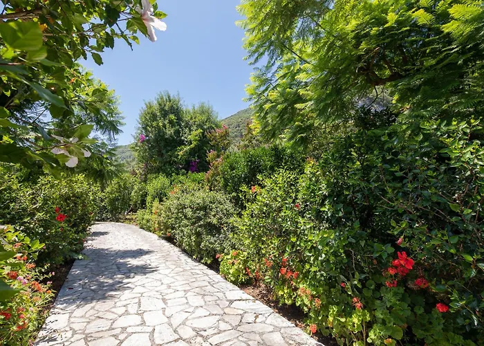 Ionian Garden - Pietra