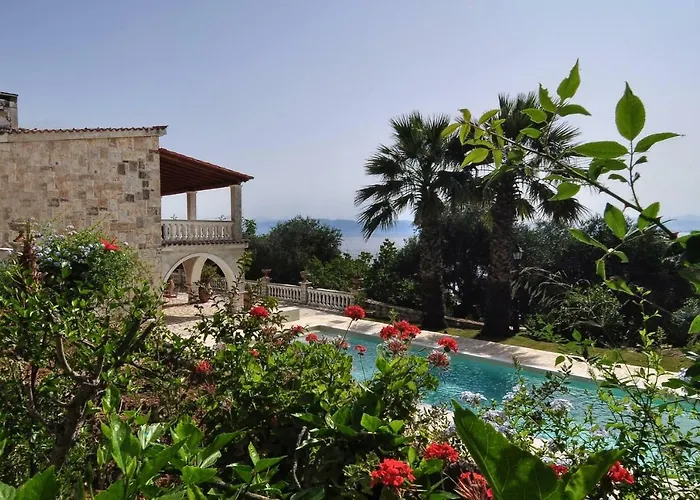 Ionian Garden - Pietra Бенитсес